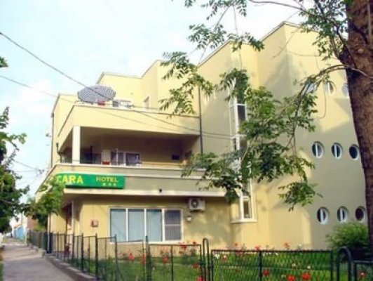Restaurantul Flacăra din Eforie a băgat în spital turiştii cu o ciorbă de perişoare 